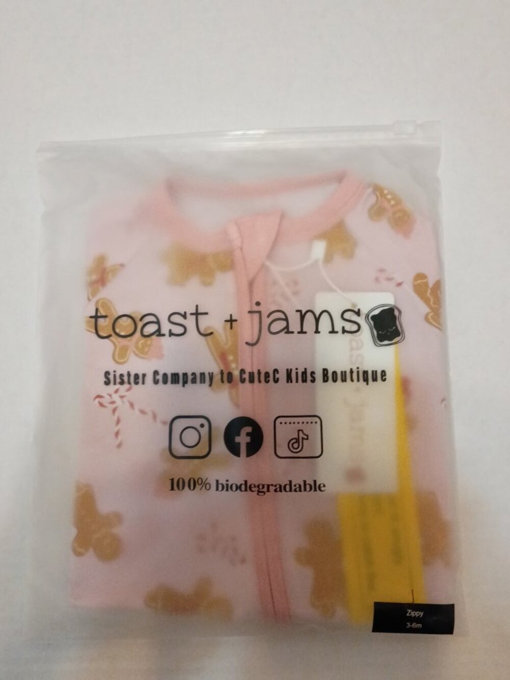 Toast + Jams Bamboo Zippy 3–6M | Pink Gingerbread Double Zipper Romper - Picture 5 of 5